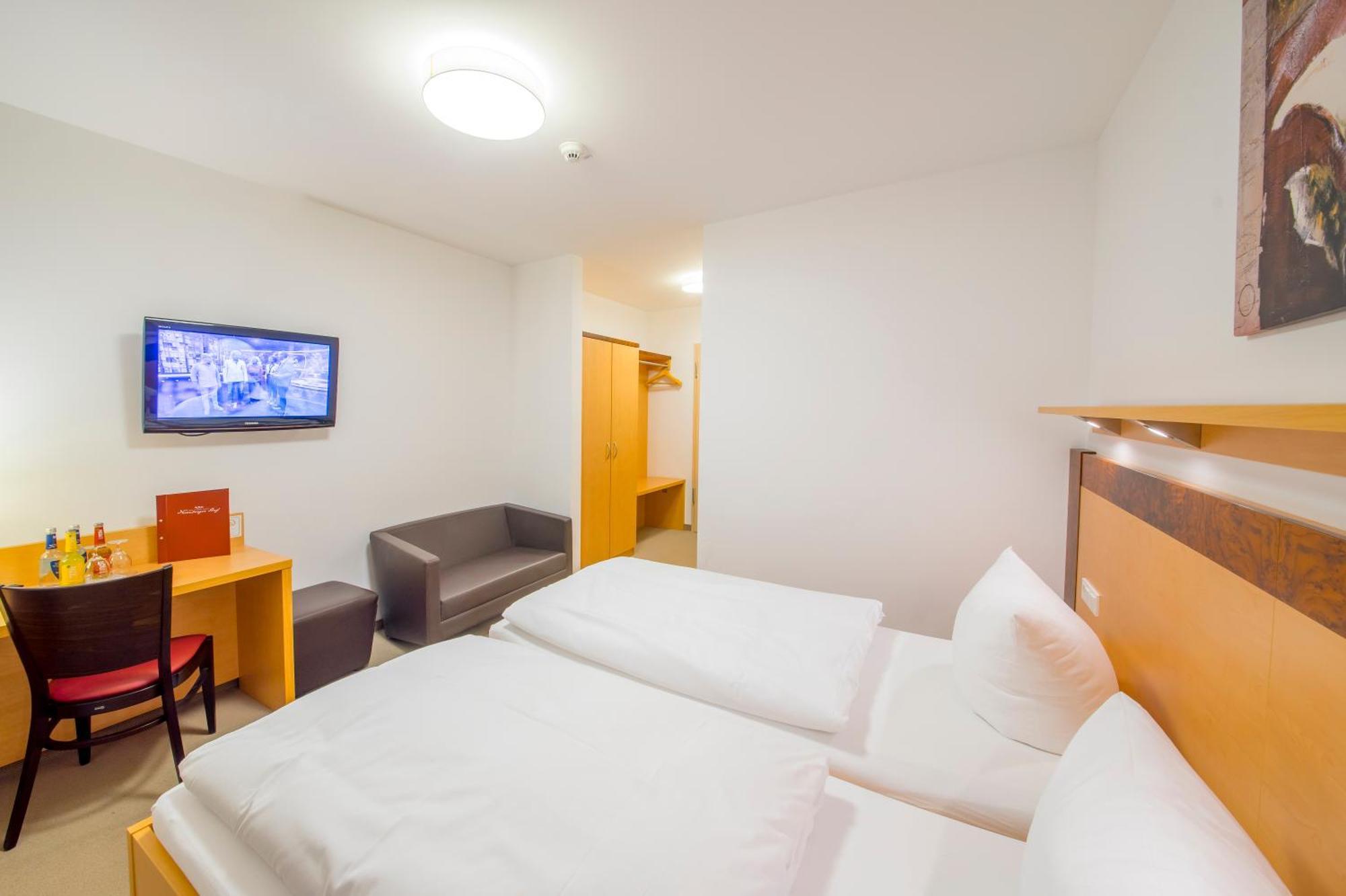 Hotel Nuernberger Hof Neumarkt in der Oberpfalz Ngoại thất bức ảnh