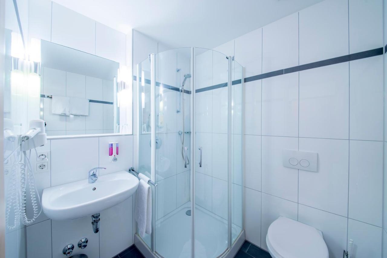 Hotel Nuernberger Hof Neumarkt in der Oberpfalz Ngoại thất bức ảnh