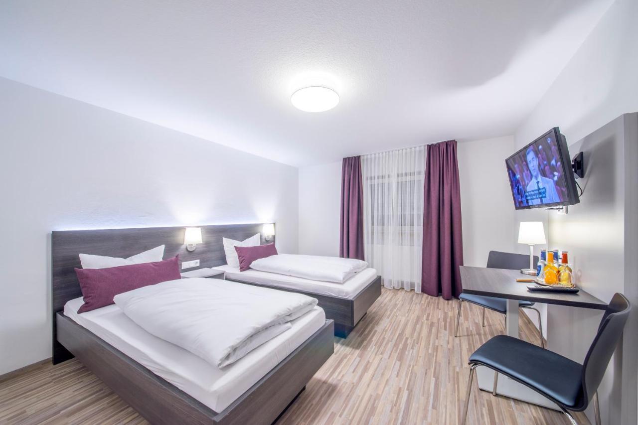 Hotel Nuernberger Hof Neumarkt in der Oberpfalz Ngoại thất bức ảnh